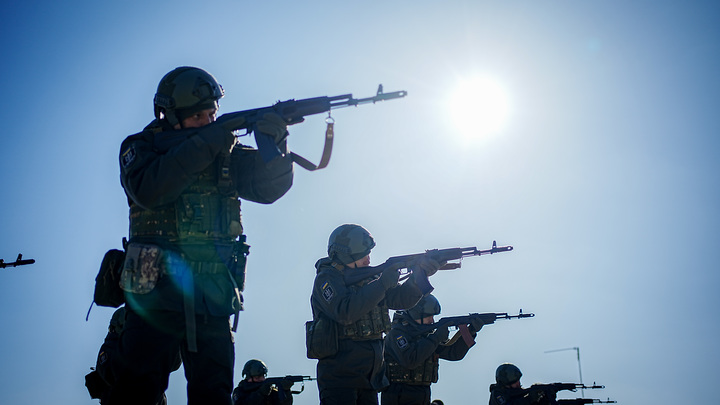 НА УКРАИНЕ БОЛЬШЕ НИКТО СЕБЯ НЕ СДЕРЖИВАЕТ: ОСТАЛАСЬ ПОСЛЕДНЯЯ "КРАСНАЯ ЧЕРТА"