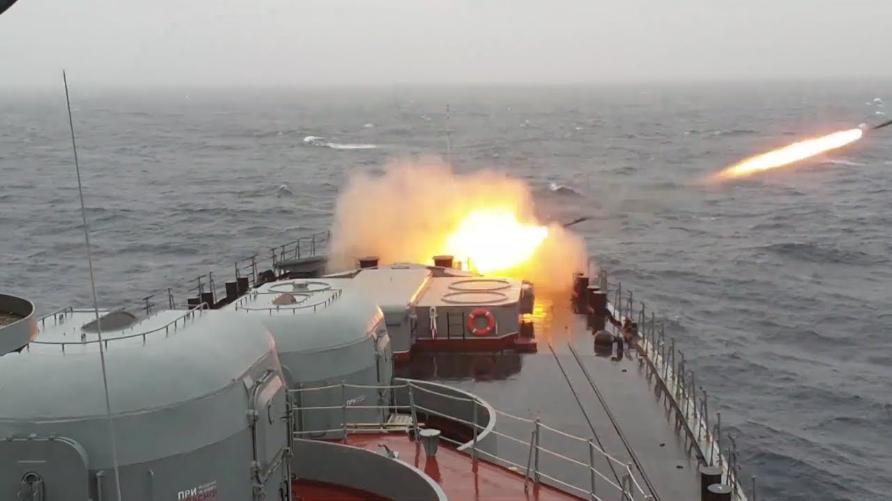 корабельная ракета калибр. пуск ракеты циркон. залп калибрами. ракета калибр. фрегат адмирал горшков с цирконами.