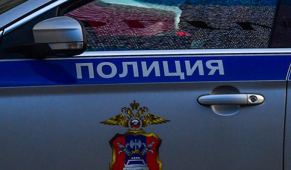 На юго-западе Москвы машина МВД столкнулась с легковушкой