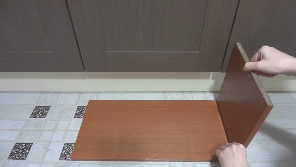 Разрезав картонные коробки и склеивая их, вы получите поразительный результат домашний досуг,мебель,своими руками