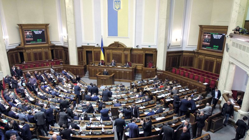 Рада собирается ввести квоту на украинский язык в печатных СМИ