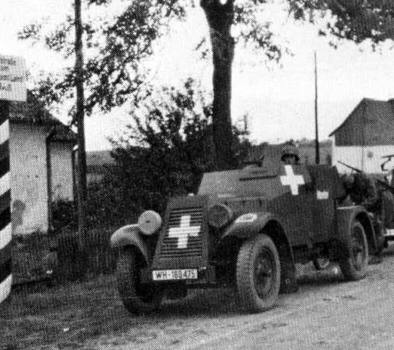 Maschinengewehrkraftwagen Sd.Kfz.13 «Adler» 