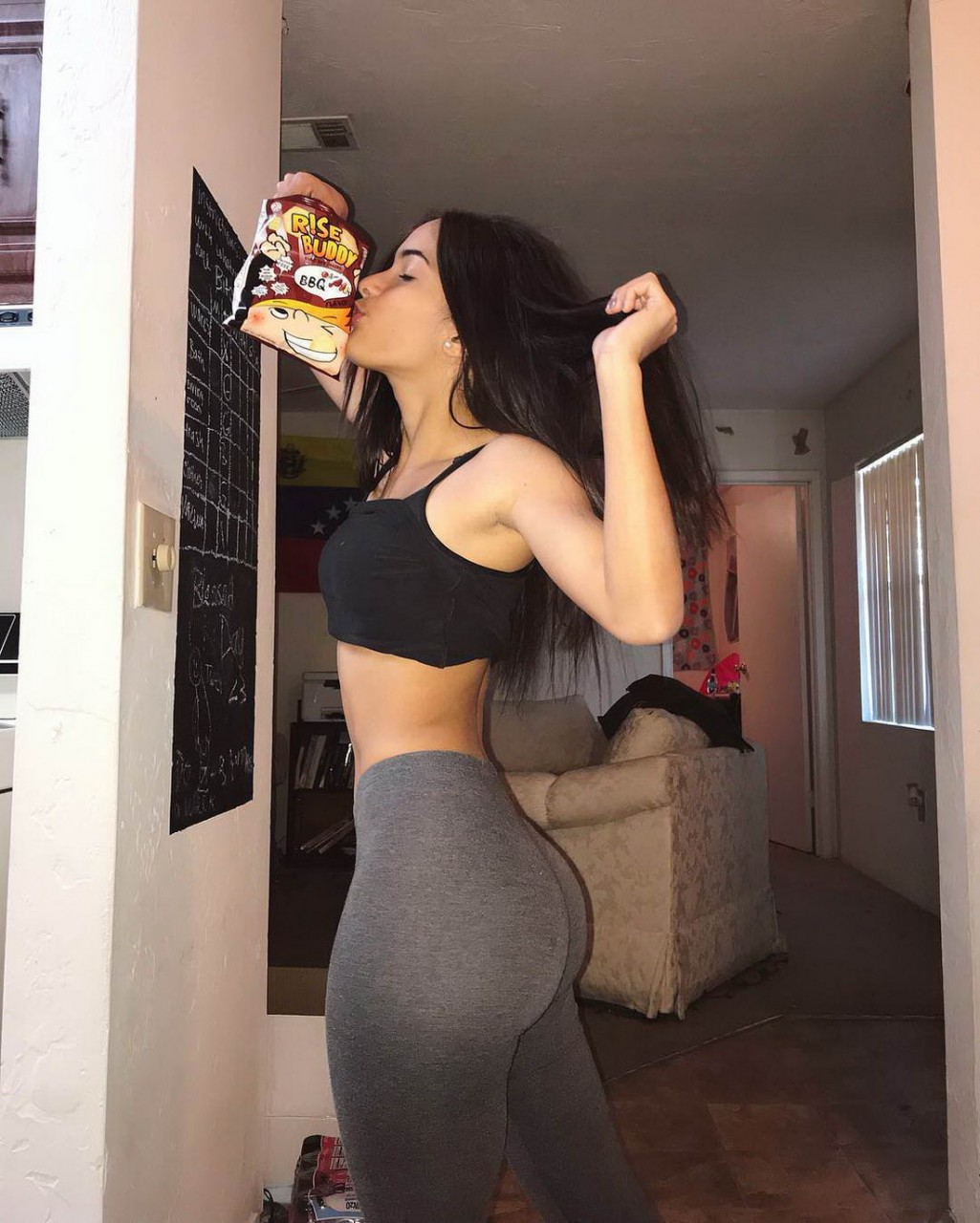 А ну подвигай йогой! - 14 girlsinyogapants