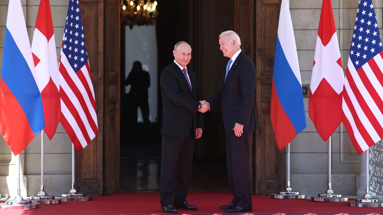 Надежда на разблокирование отношений: эксперты подвели итоги саммита Россия — США