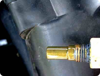 Меняем датчик температуры двигателя Lada Kalina