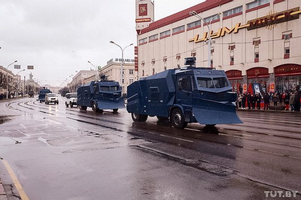 Лукашенко жестко пресёк митинги прозападной оппозиции (фото) 