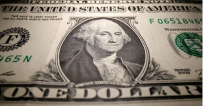 FILE PHOTO: A U.S. dollar banknote is seen in this illustration taken May 26, 2020. REUTERS/Dado Ruvic/Illustration/File Photo