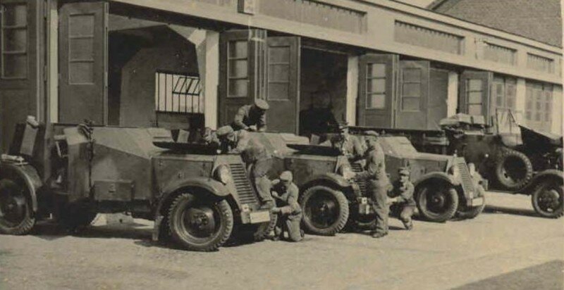 Maschinengewehrkraftwagen Sd.Kfz.13 «Adler» 