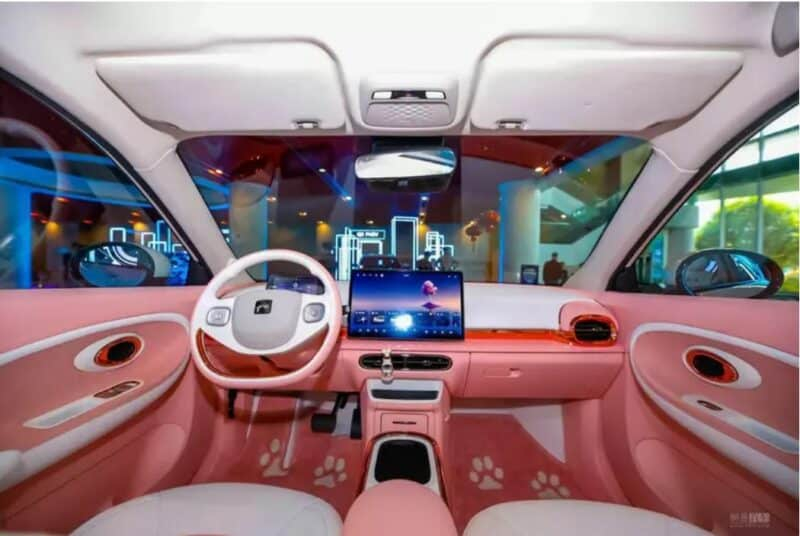 JAC выпустила новый электромобиль с трансмиссией 9-в-1 под новым брендом Yiwei