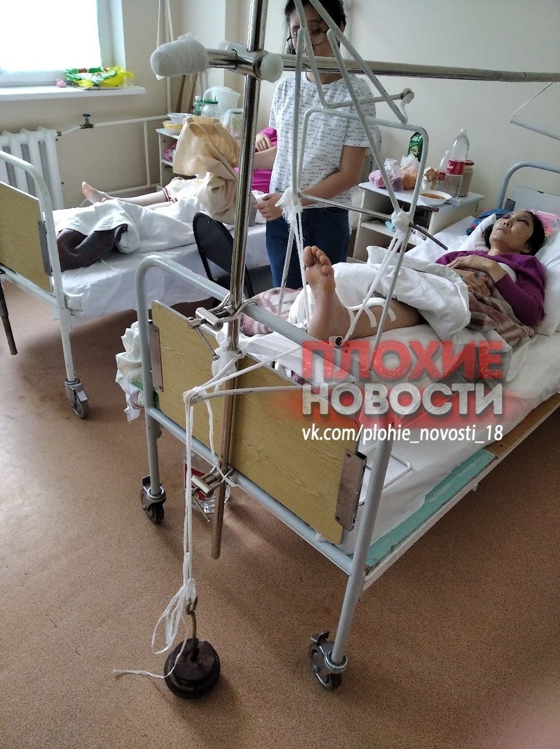 В Калмыкии 20-летний сын сотрудника ГИБДД, находясь за рулем "Лады Гранты", сбил на пешеходном переходе женщину аварии,авто и мото,автоновости,НОВОСТИ,Россия