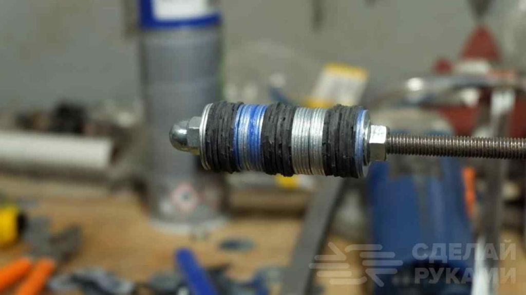 Как сделать шлифовальную насадку из шайб и резиновых прокладок Как сделать шлифовальную насадку из шайб и резиновых прокладок самоделкин