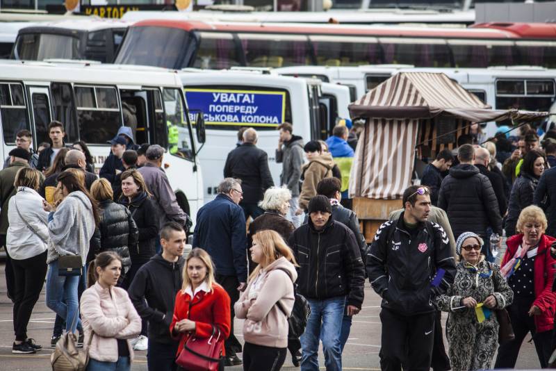 Записки Колорадского Таракана. В будущее — как в омут украина