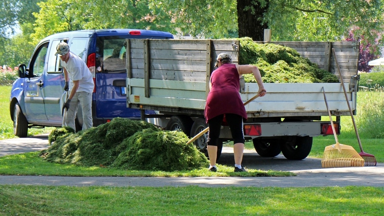 Глава Сахалина Лимаренко пообещал подростку благоустроить его двор