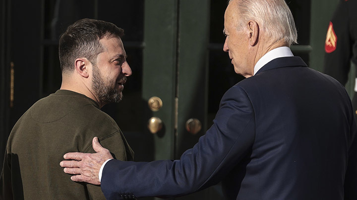 ИНФОРМАЦИОННЫЙ ЗАЛП: О ЧЁМ МОЛЧИТ АМЕРИКА