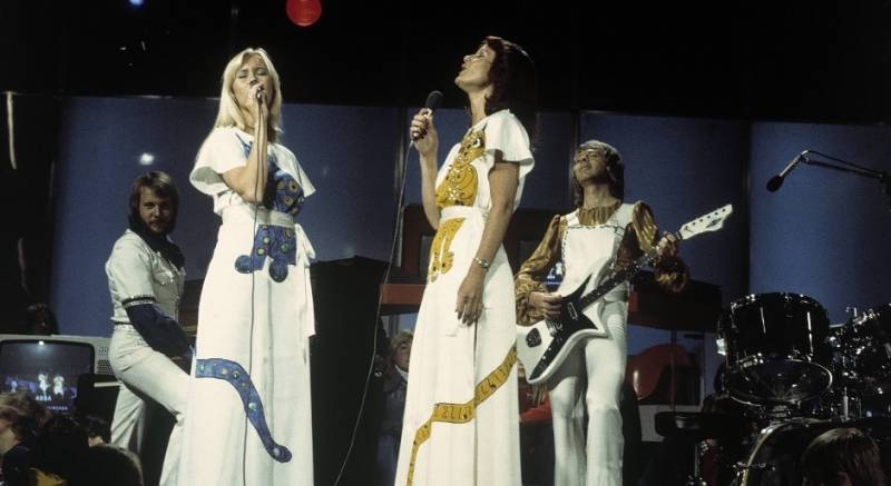 Нападение в Москве, новый альбом ABBA и обстрел Донбасса: главное за 5 ноября