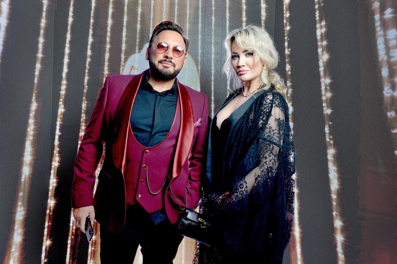 Стас Михайлов поделился редкими фото старшей дочери — поклонники певца сражены красотой девушки Михайлов, похожа, Андрей, Иванны, дочери, Иванна, отношений, также, Очень, социальные, младшая, после, красивая, мужем, образе, Канчельскис, очень, Беллуччи, женой, Михайлова