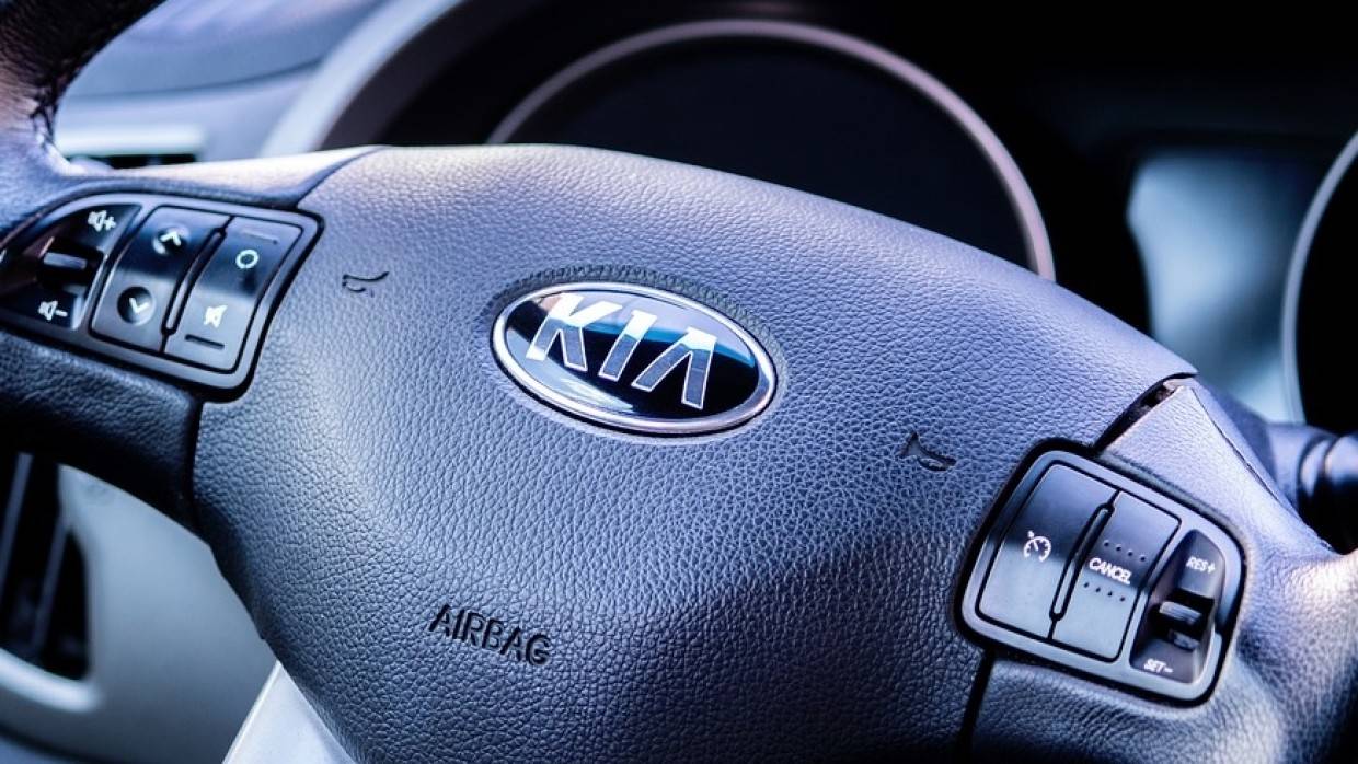 Компания Kia объявила о старте продаж нового кроссовера Sorento в России