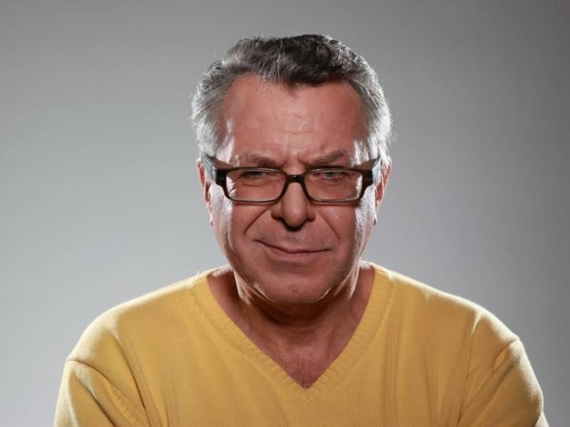 Контр-адмирал, фильм Бекмамбетова, тушенка: новый выпуск «Главного Урганта»