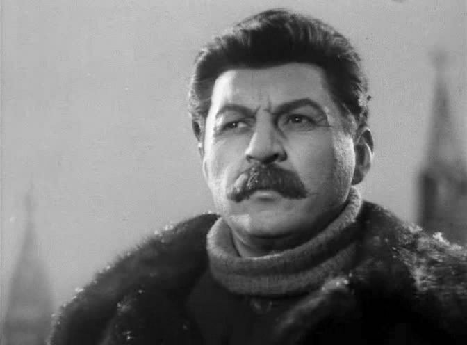 Драматическая судьба самого любимого актера Сталина война и мир