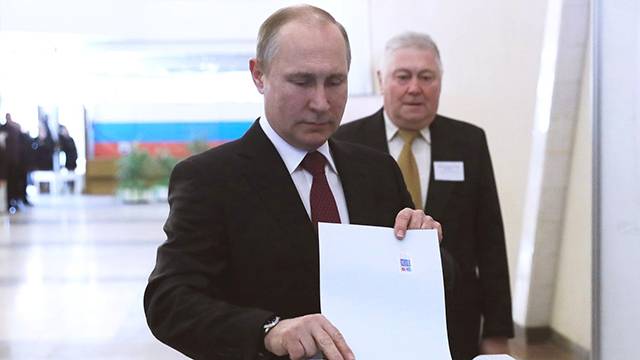 EXIT POLL: Путин получил рекордную поддержку избирателей на выборах-2018