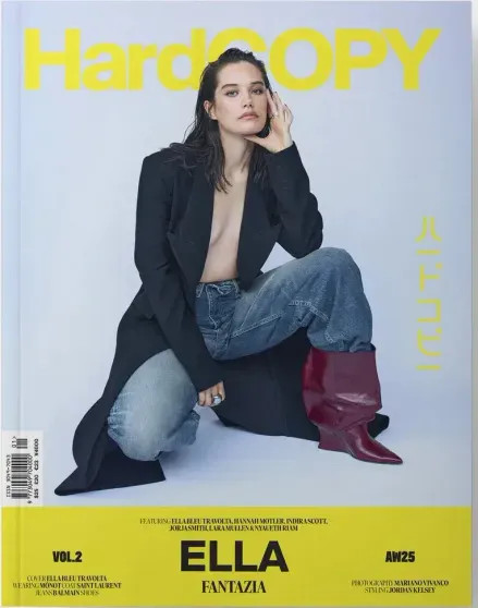 Дочь Джона Траволты Элла Блю