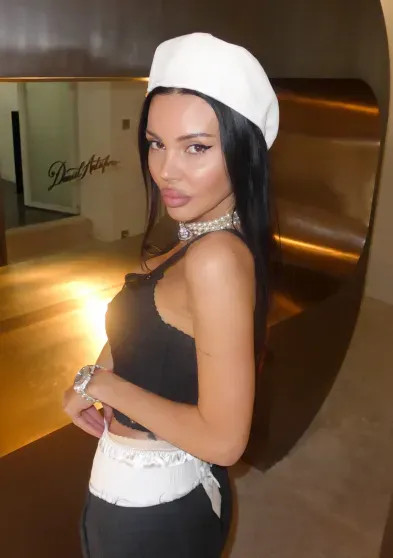 Оксана Самойлова, Елена Перминова и Кристина Романова встретились на Неделе моды в Париже Самойлова, Париже, Елена, Анциферов, Кристина, Влада, Перминова, Романова, презентации, который, СамойловаОксана, Оксана, ПерминоваОксана, бренда, коллекции, новой, нулевых, дизайнер, рамках, Даниил