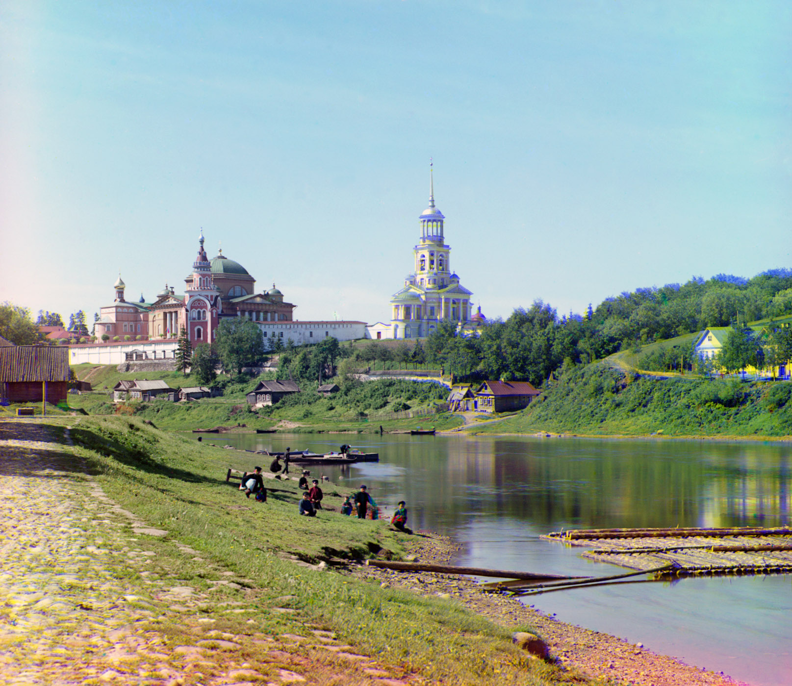 Вид на Борисоглебский монастырь от моста в начале XX века