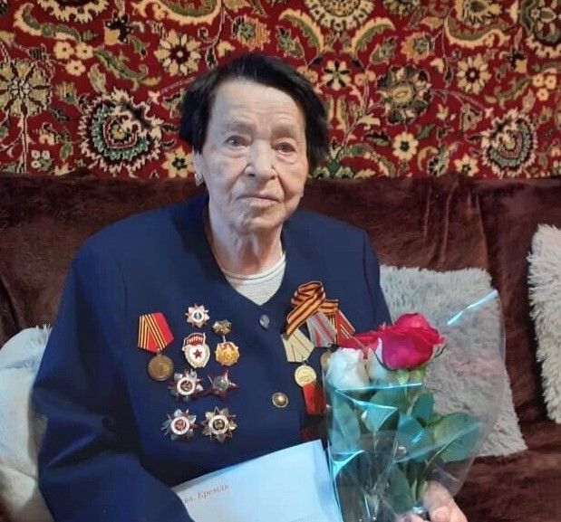 Ветеран Евдокия Зубенко. 95 лет. Прошла от Сталинграда до Берлина командиром санитарного взвода