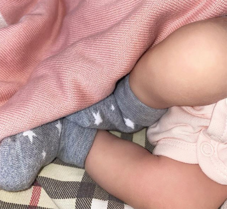 Сергей и Анна Семак поделились первой фотографией с внучкой Евой Дети,Дети знаменитостей