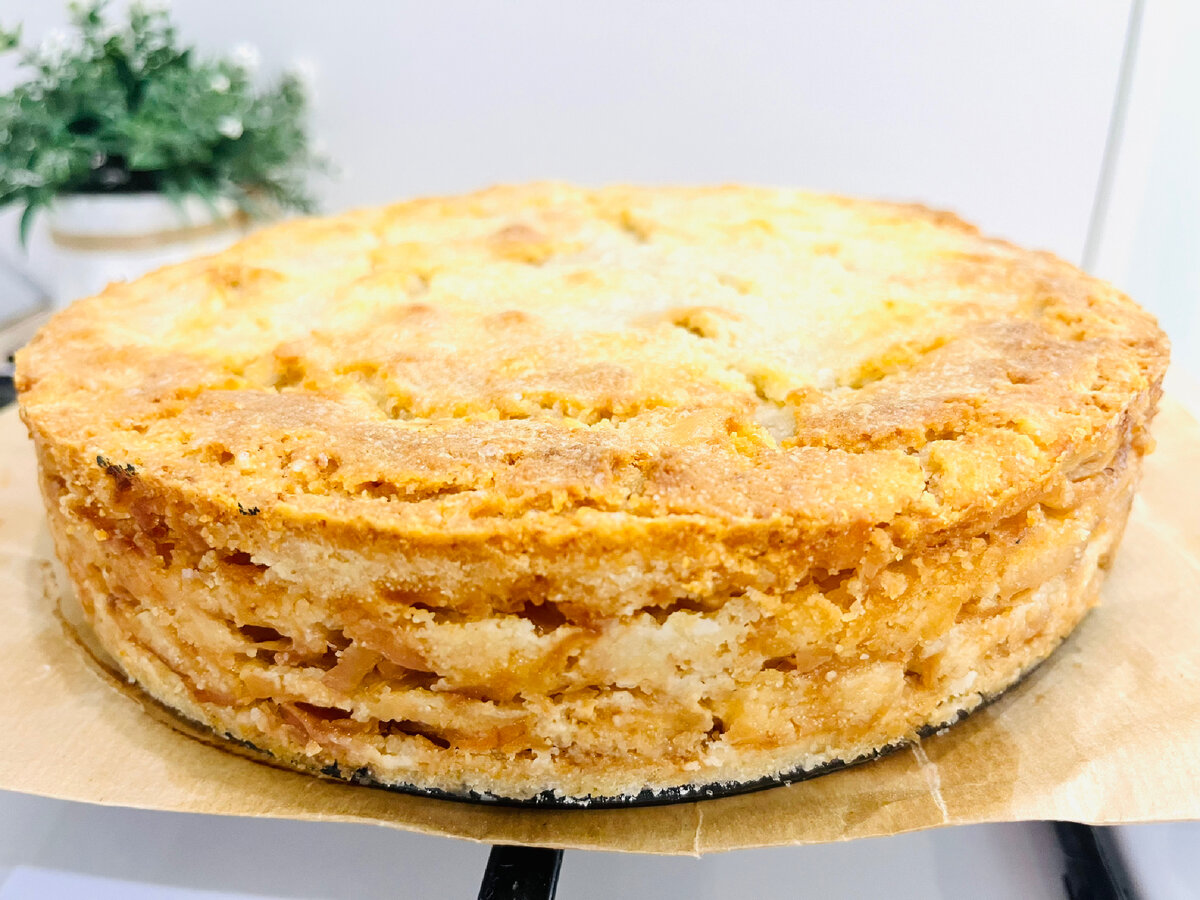 "Сухое" тесто и много яблок: один из лучших осенних пирогов  сладкая выпечка