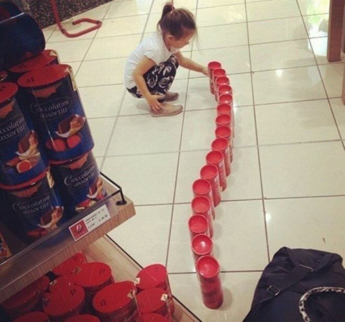 Вот почему продавцы магазинов не всегда рады детям