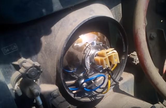 перегорела лампочка габаритов ваз-2107