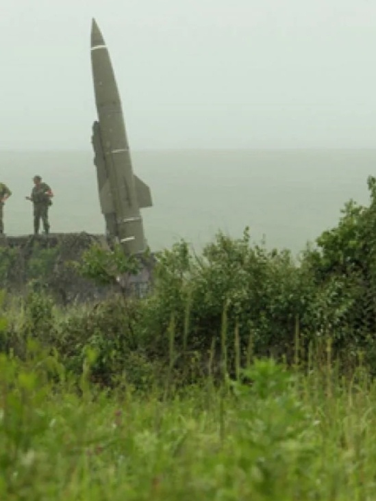 Так выглядит ракета перед тем как полететь разносить натовских боевиков. 