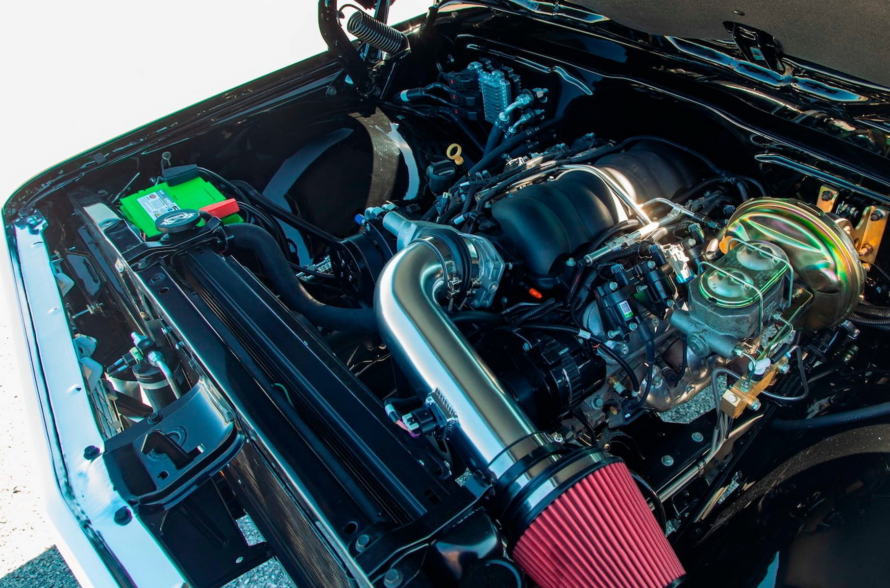 Посмотрите на идеальный 49-летний Chevrolet Blazer с мотором от Corvette Новости