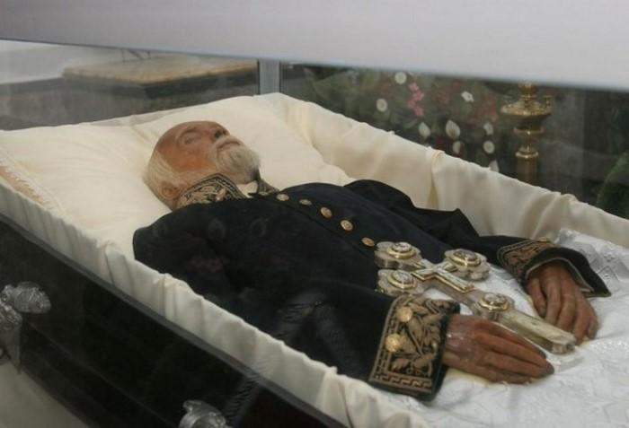 Загадка мумии хирурга Пирогова, или Жизнь после смерти