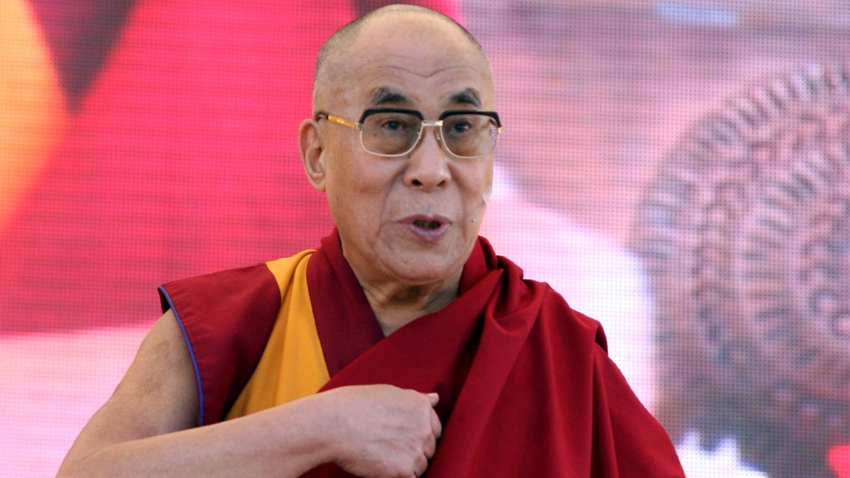 Рунет обсуждает слова Далай-ламы о величии России: «Миротворец» еще не внес его в «чистилище»? 