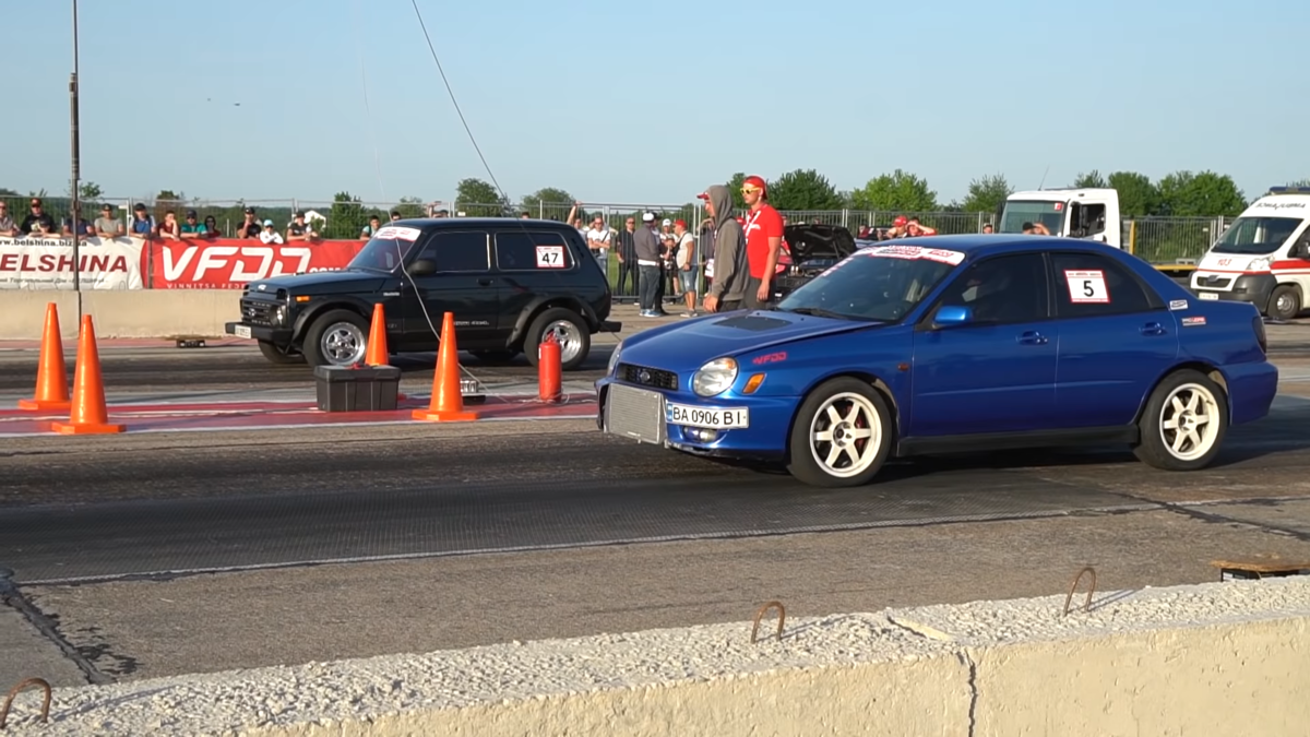 Нива на 1200 HP, которая уничтожает гиперкары  авто,автомобили,автомобиль,машины,НОВОСТИ,ремонт,тюнинг