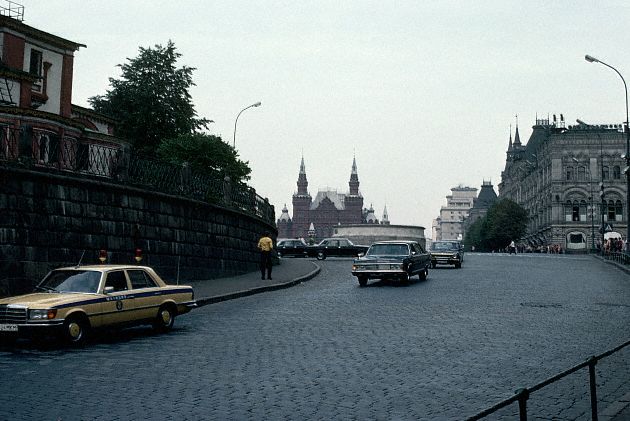 25 особенно близких нам фотографий из ностальгической эпохи СССР