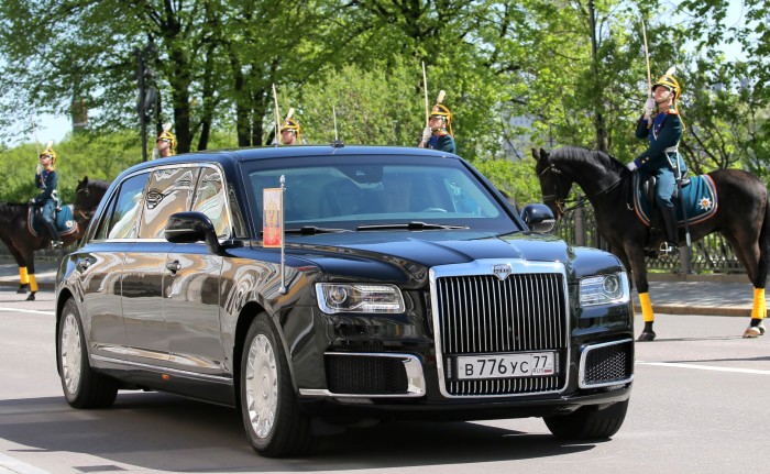 5 причин, почему российский «Аурус» скоро станет популярнее, чем Maybach и Rolls-Royce Aurus