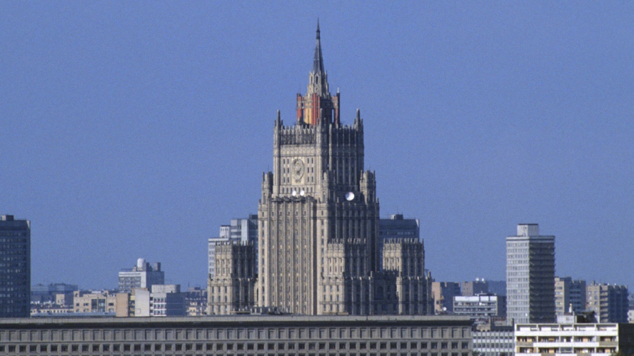 Захарова: Западу не удалось дискредитировать парламентские выборы в России