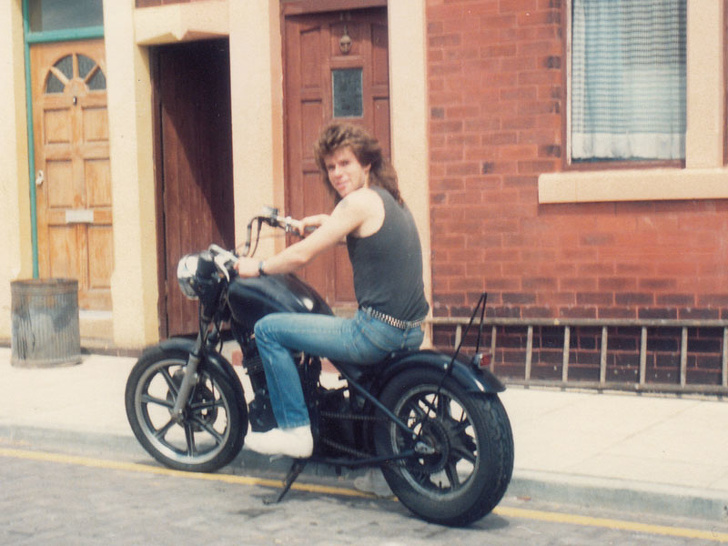 Мужчина нашел способ забыть об измене жены и случайно прославился на весь мир