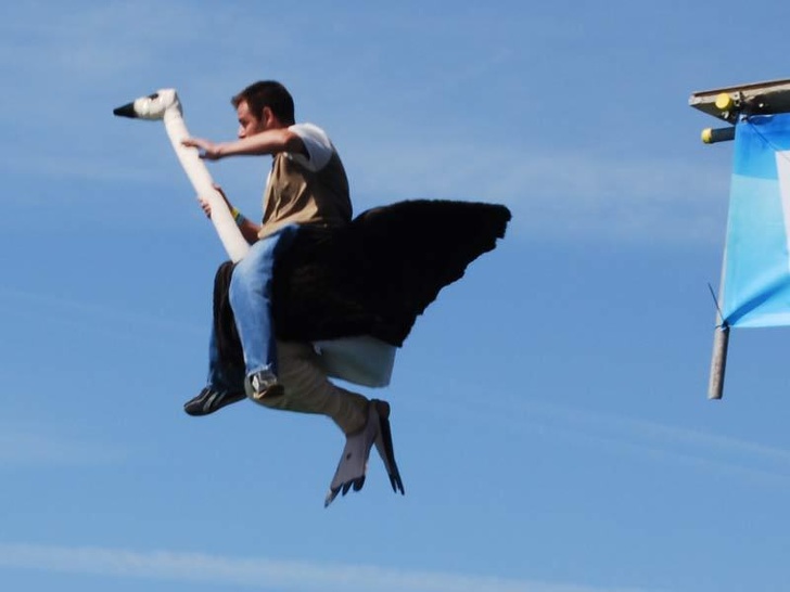 Мужчина нашел способ забыть об измене жены и случайно прославился на весь мир Мужчина нашел способ забыть об измене жены и случайно прославился на весь мир жизненное