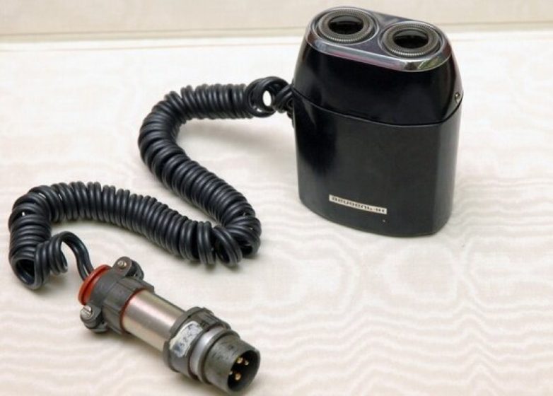 Бритва, которой пользовались советские космонавты 