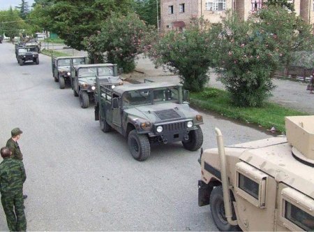 США снова попросили Россию вернуть трофейные «Хаммеры» с секретным оборудованием.....