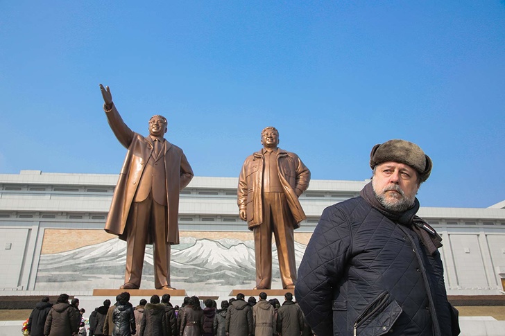 Режиссер должен был снять фильм о счастливой жизни в Северной Корее. Но ему удалось показать правду Режиссер должен был снять фильм о счастливой жизни в Северной Корее. Но ему удалось показать правду жизненное