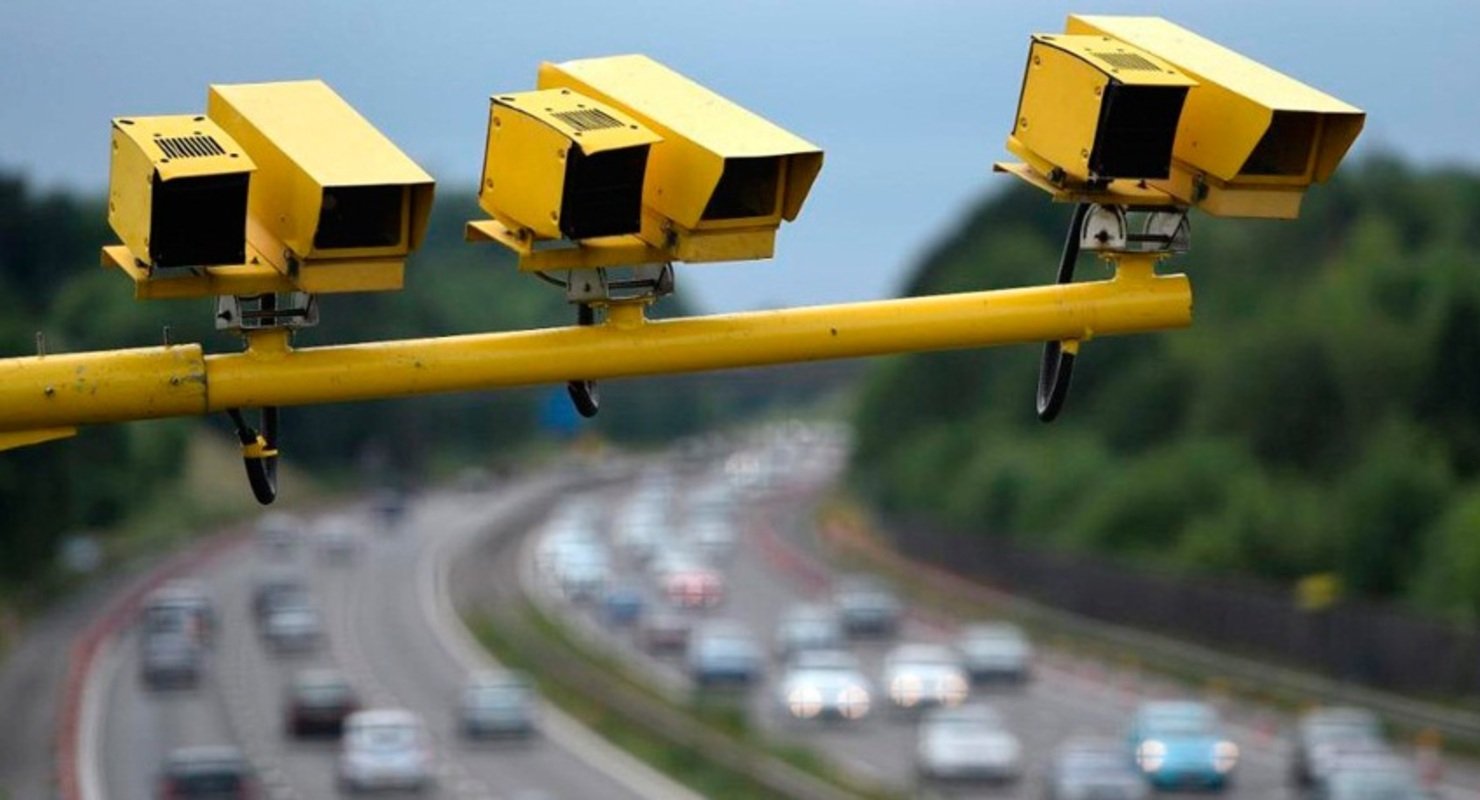 Квадратные номера автомобилей из Японии и США плохо распознают камеры ГИБДД