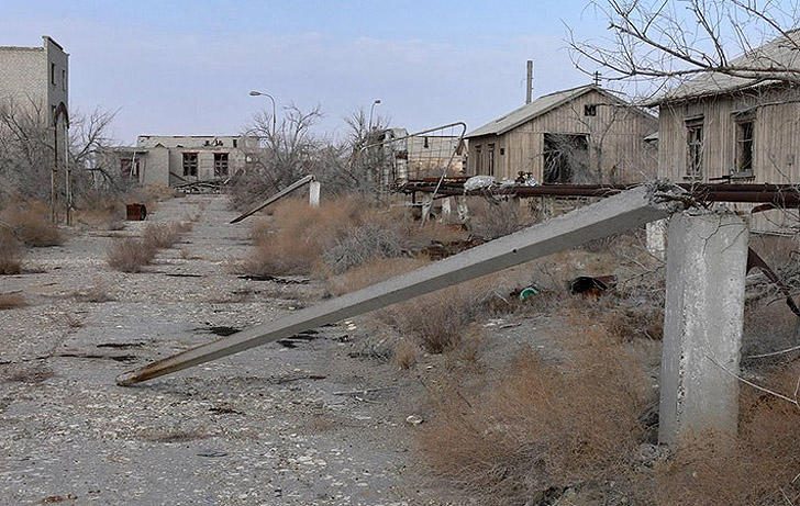 Закрытый город-призрак Аральск-7 — место, где испытывали советское биологическое оружие Закрытый город-призрак Аральск-7 — место, где испытывали советское биологическое оружие