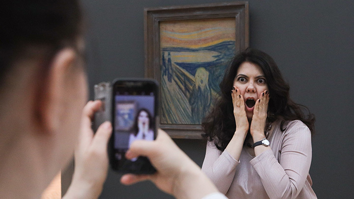 ПРИЗНАНИЕ НЕЗАВИСИМОСТИ ДОНБАССА: ИСТЕРИКА МИРОВЫХ СМИ