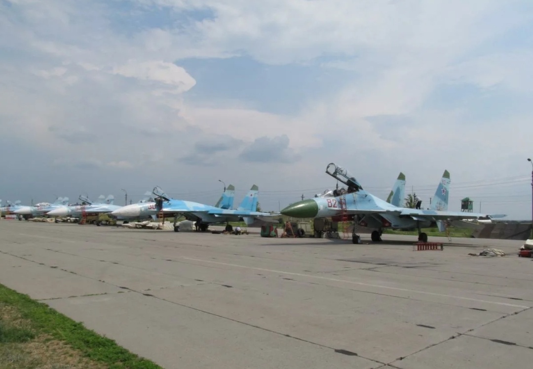 Один из аэродромов ВКС России. Фото из открытых источников Яндекс картинки. 