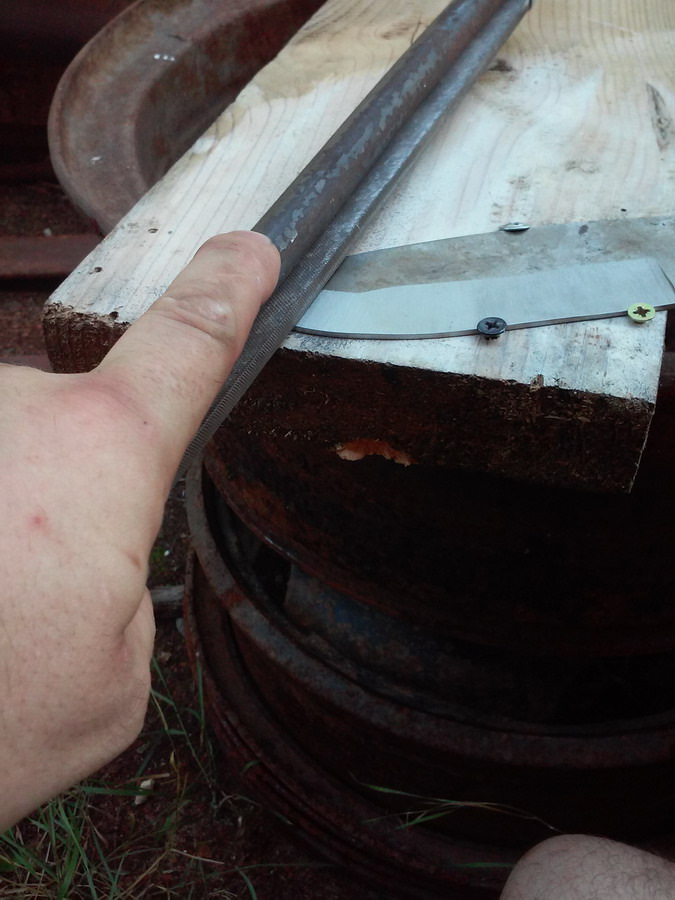 Нож из циркулярной пилы Нож из циркулярной пилы самоделкин